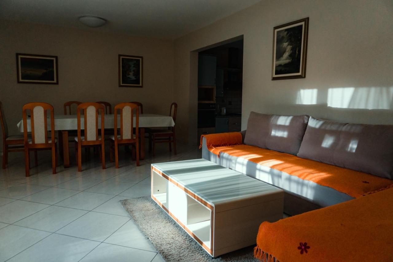 Holiday Home Rozic - Villa With Private Seasonal Heated Pool Мостар Экстерьер фото