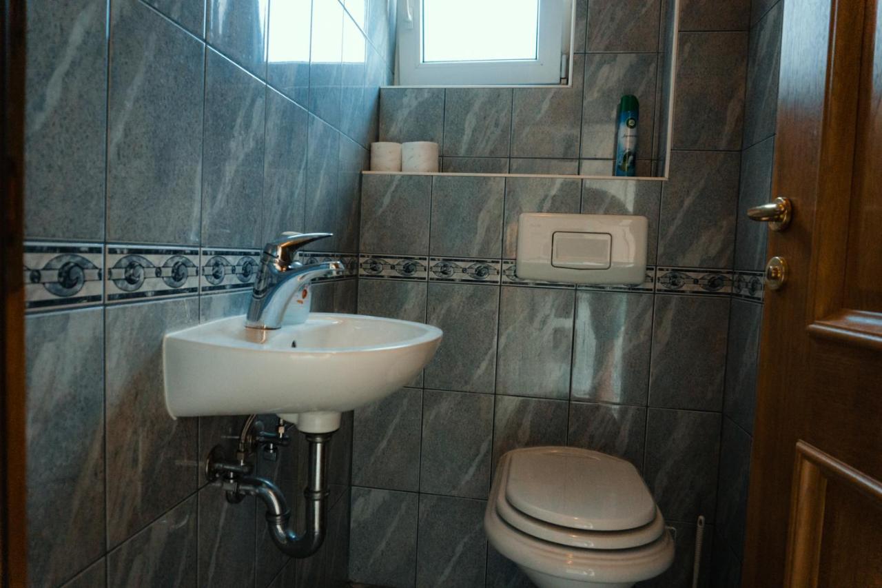 Holiday Home Rozic - Villa With Private Seasonal Heated Pool Мостар Экстерьер фото