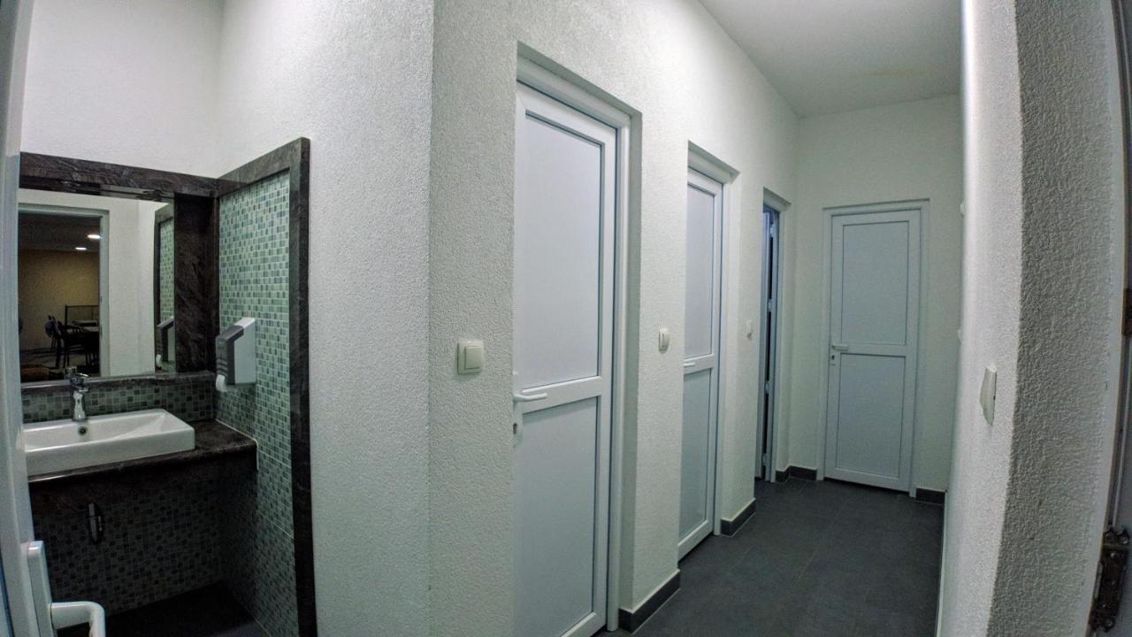 Holiday Home Rozic - Villa With Private Seasonal Heated Pool Мостар Экстерьер фото